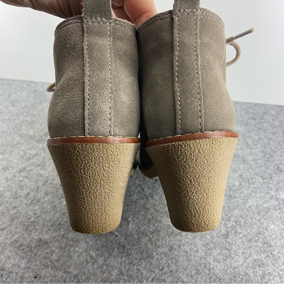 White Mountain Lambert Wedge Ankle Booties in Taupe/Grey Suede Women’s Size 7M - Picture 8 of 8